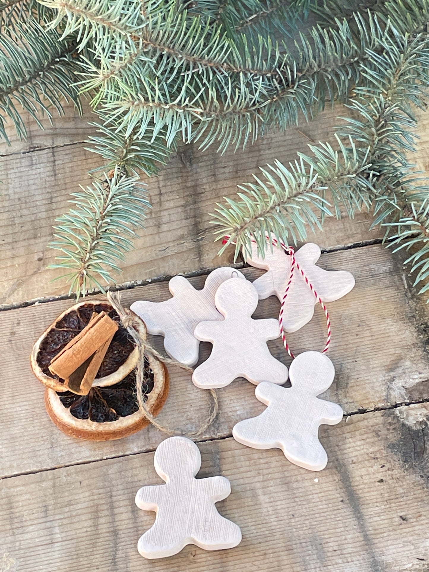 Mázatlan kerámia karácsonyfadísz Fejes Fannitól